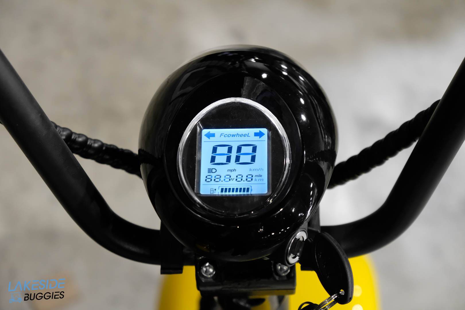E-Rider Electric Personal Transportation Scooter Yellow PN# R2WSE3000PA080886 -  E-Riderrs at LakesideBuggies.com