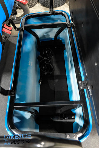 ICON i60L 2024 - Azul Caribe / Asientos de 2 tonos - Auto de golf elevado para 6 pasajeros 